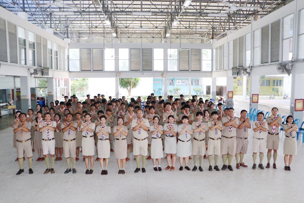 LINE ALBUM 6868 5 250806 40