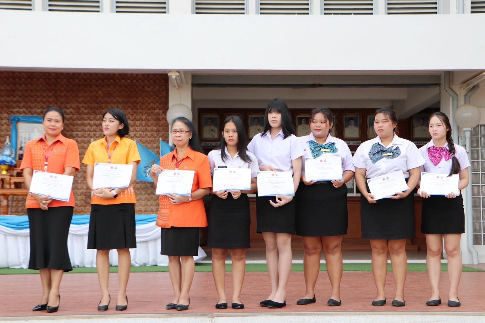 LINE ALBUM 7868 250807 14