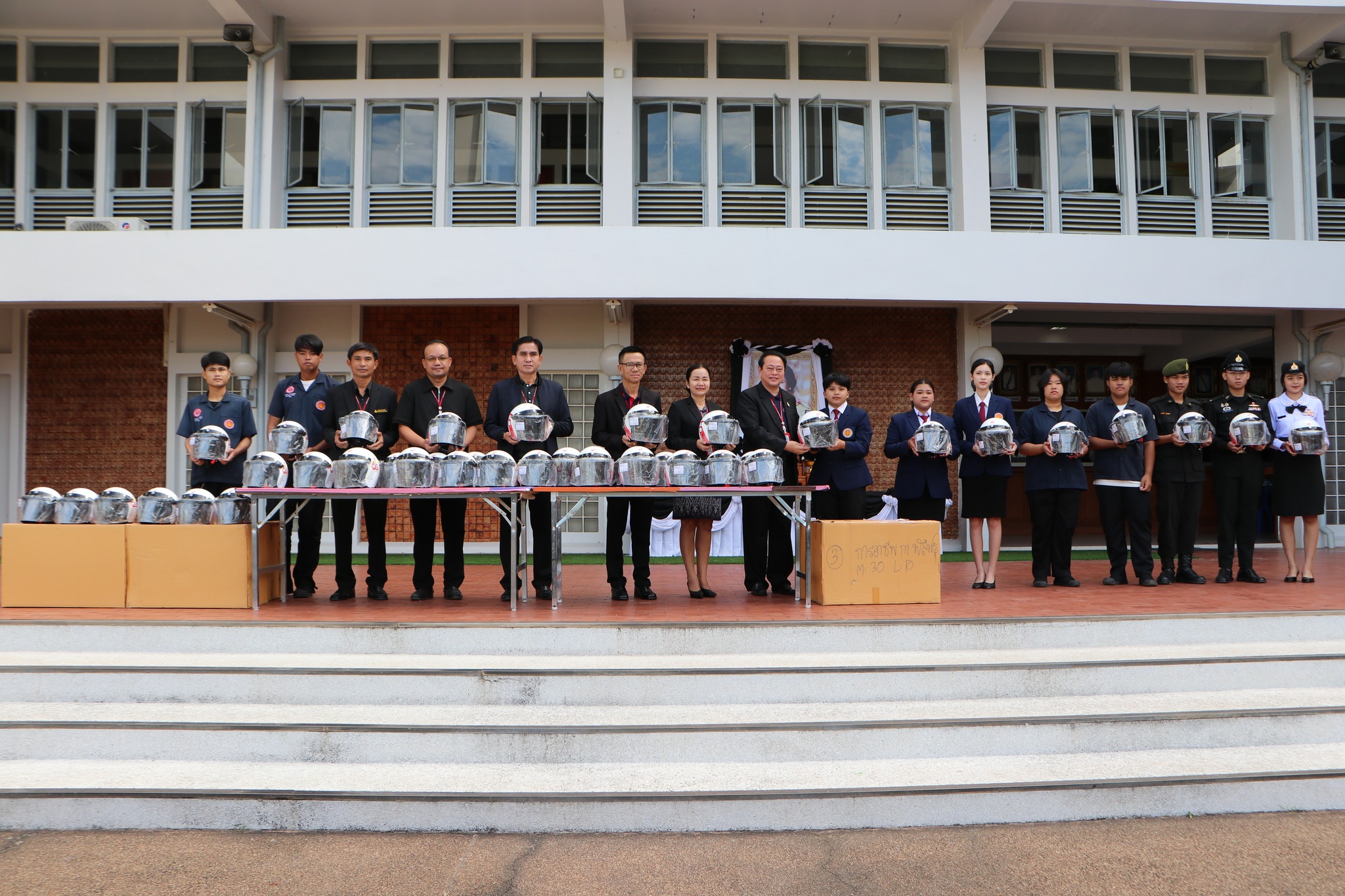 579996607 712249415241932 5780283769498841613 n