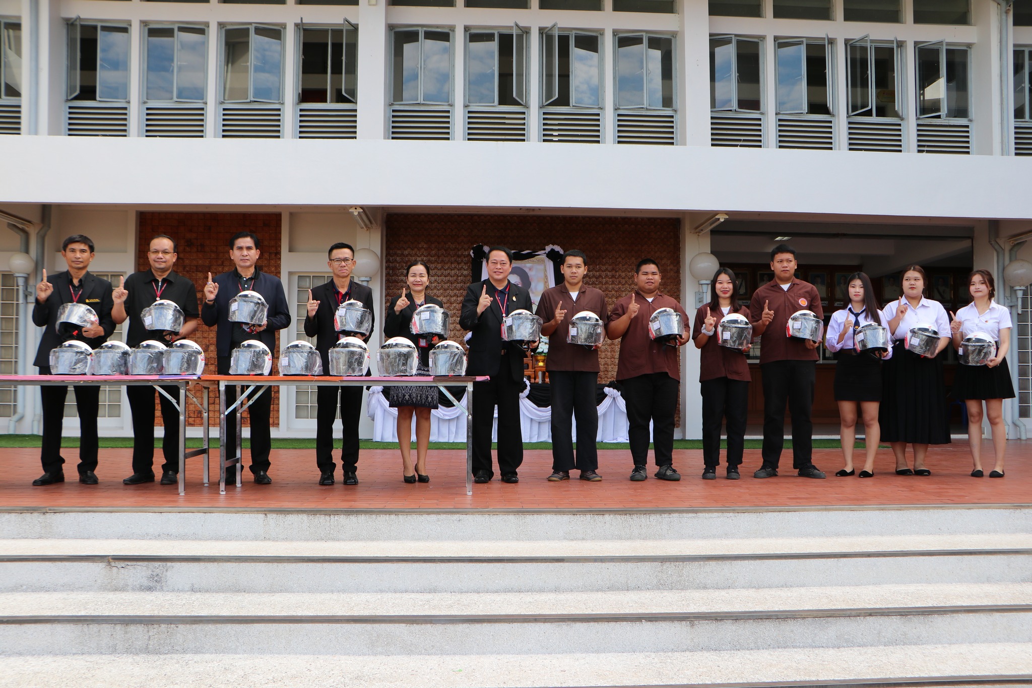 581953820 712249395241934 1706528837651169443 n